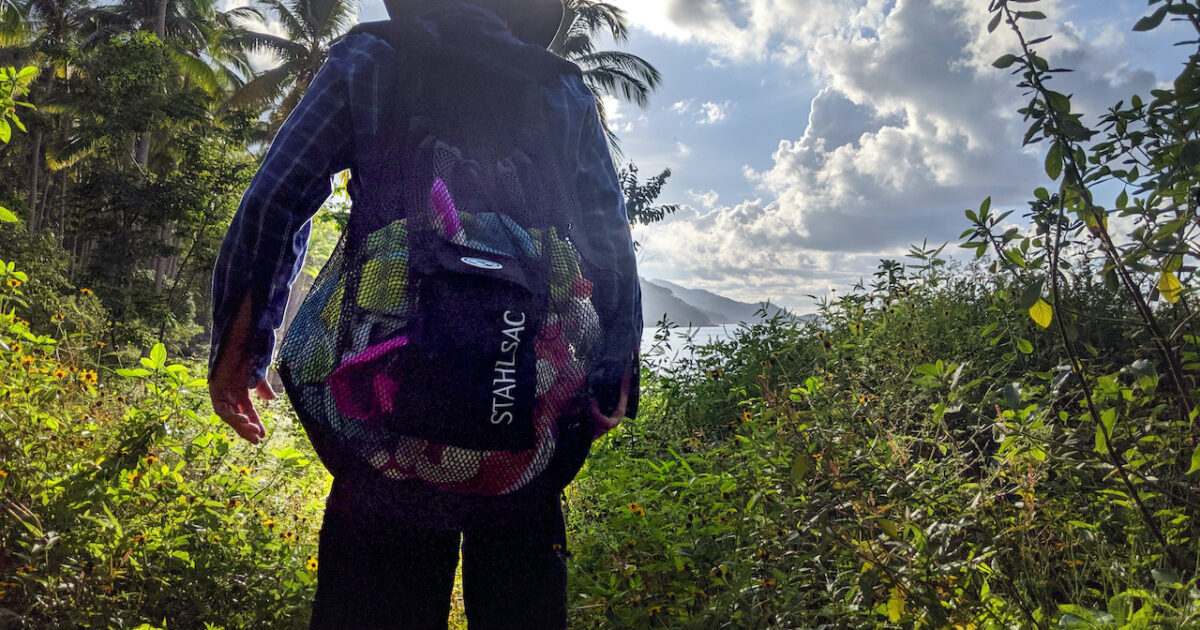 Stahlsac Bonaire Mesh Backpack Black, Lifestyle Image